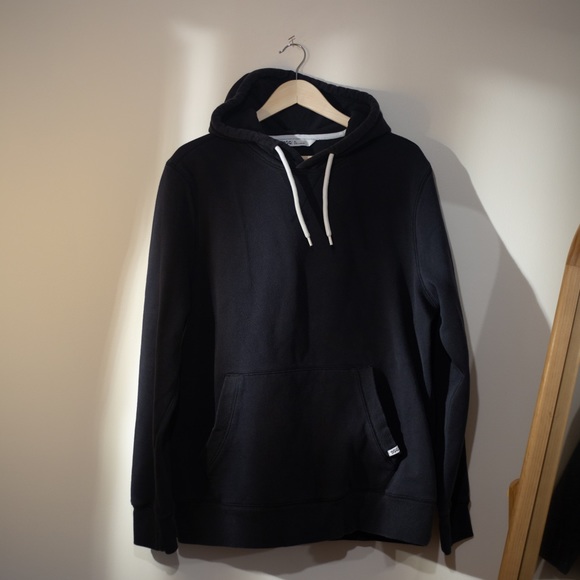 Black Hoodie in Size XL. - Picture 1 of 2
